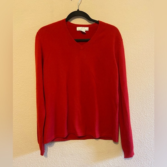 EUC McDuff Cashmere Sweater V-neck Red Classic Preppy Medium - Picture 1 of 4